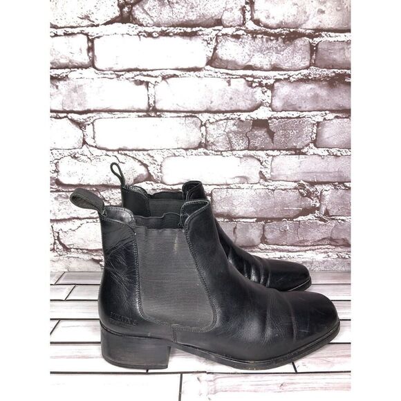 Melvin & Hamilton Suzy Black Leather Chelsea Pull On Boots Women Sz 38EU/7.5M US - Picture 1 of 16
